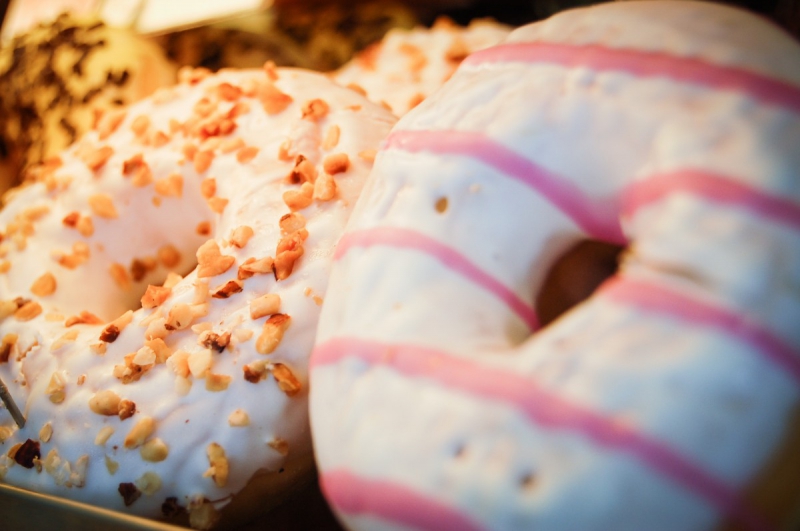 patisserie-LA GAUDE-min_donuts_sweets_pastries_pastry_shop_cake_cakes_bakery_eating-987656
